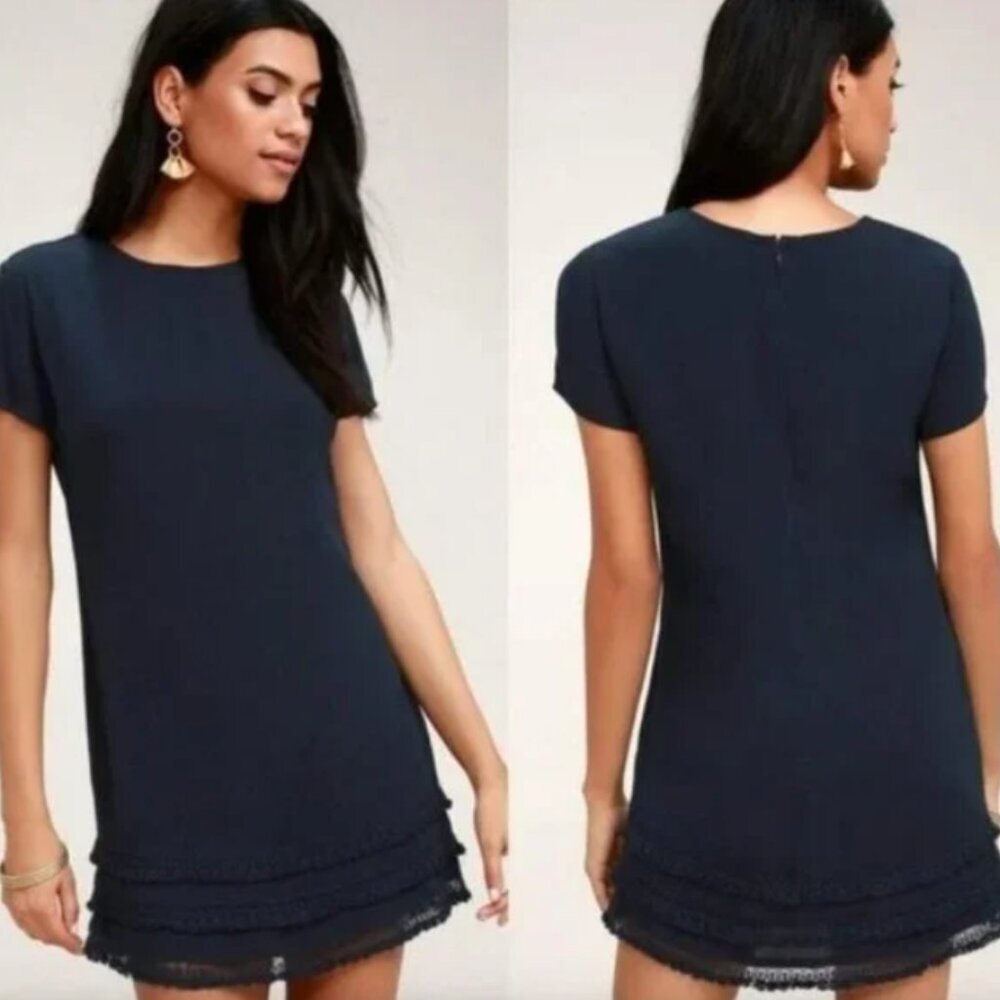 New Lulu's Navy Round Neck Short Sleeve Tiered Lace Hem Dress‎ Large